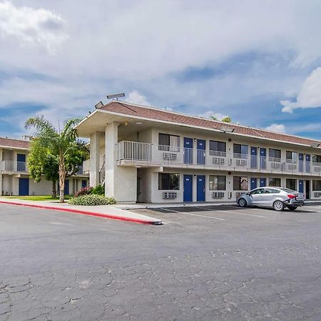 Motel 6-Bakersfield, Ca - Airport Exteriér fotografie