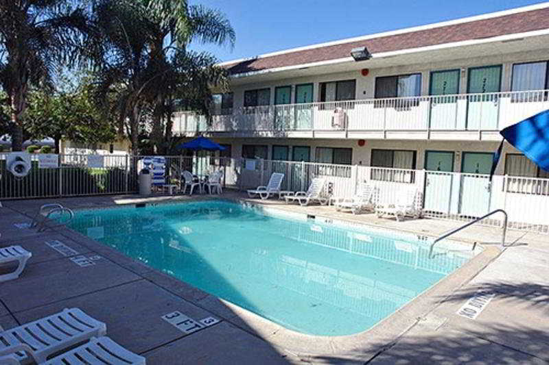 Motel 6-Bakersfield, Ca - Airport Exteriér fotografie