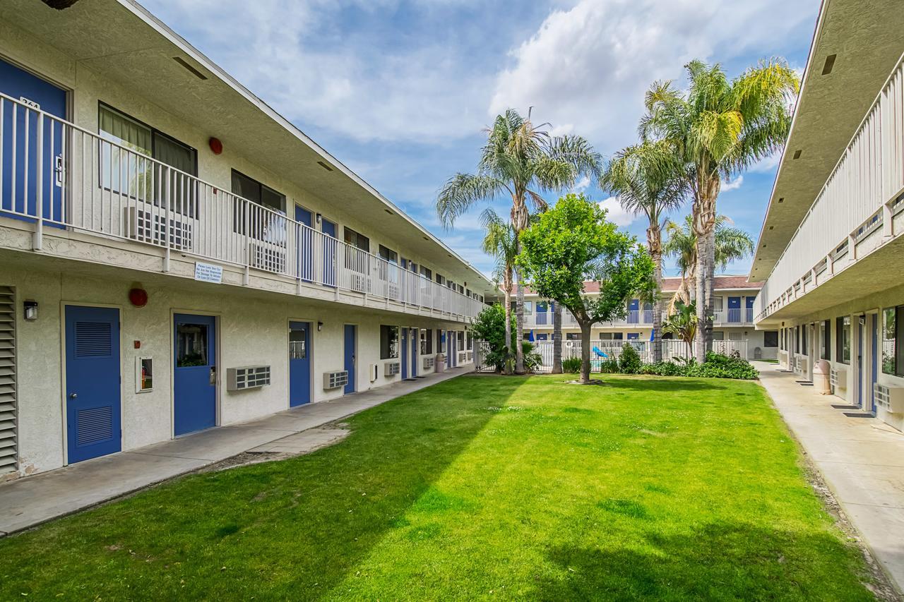 Motel 6-Bakersfield, Ca - Airport Exteriér fotografie
