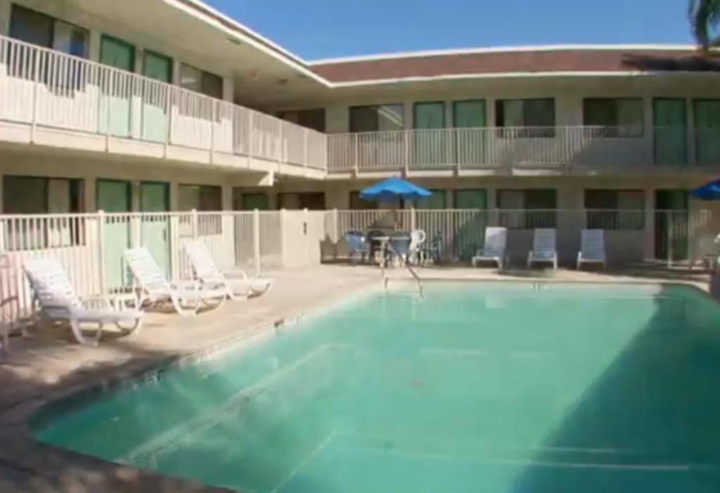 Motel 6-Bakersfield, Ca - Airport Exteriér fotografie