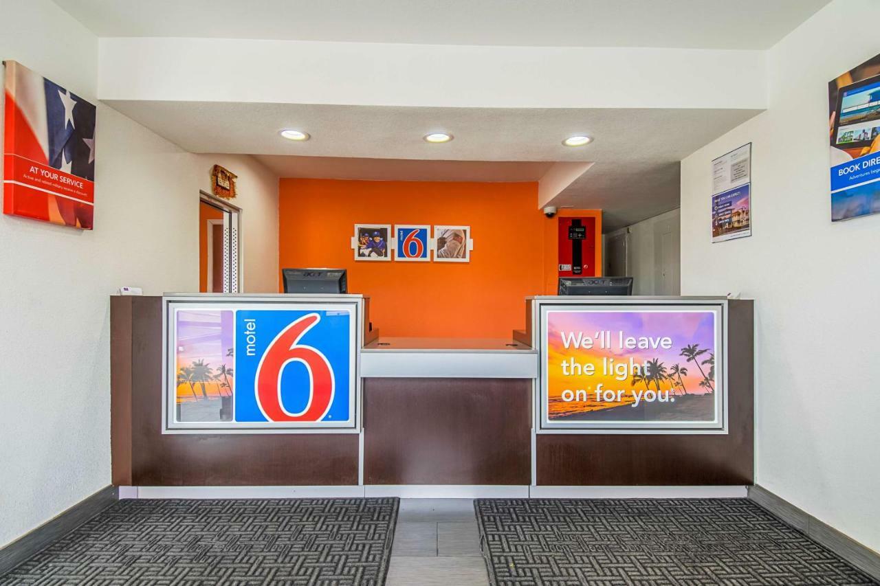 Motel 6-Bakersfield, Ca - Airport Exteriér fotografie